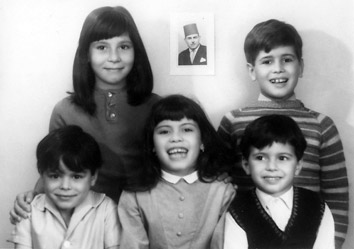 دليلة وسليم، من الأبناء.